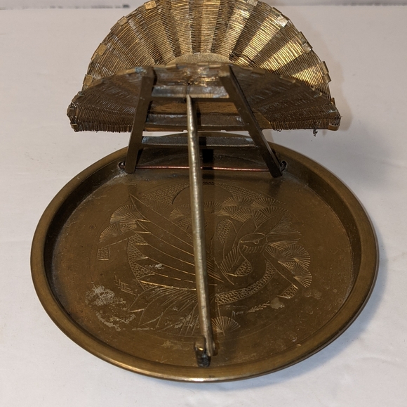Antique Brass Folding Cigarette - Ash Tray - Business Card Holder - Picture 5 of 6